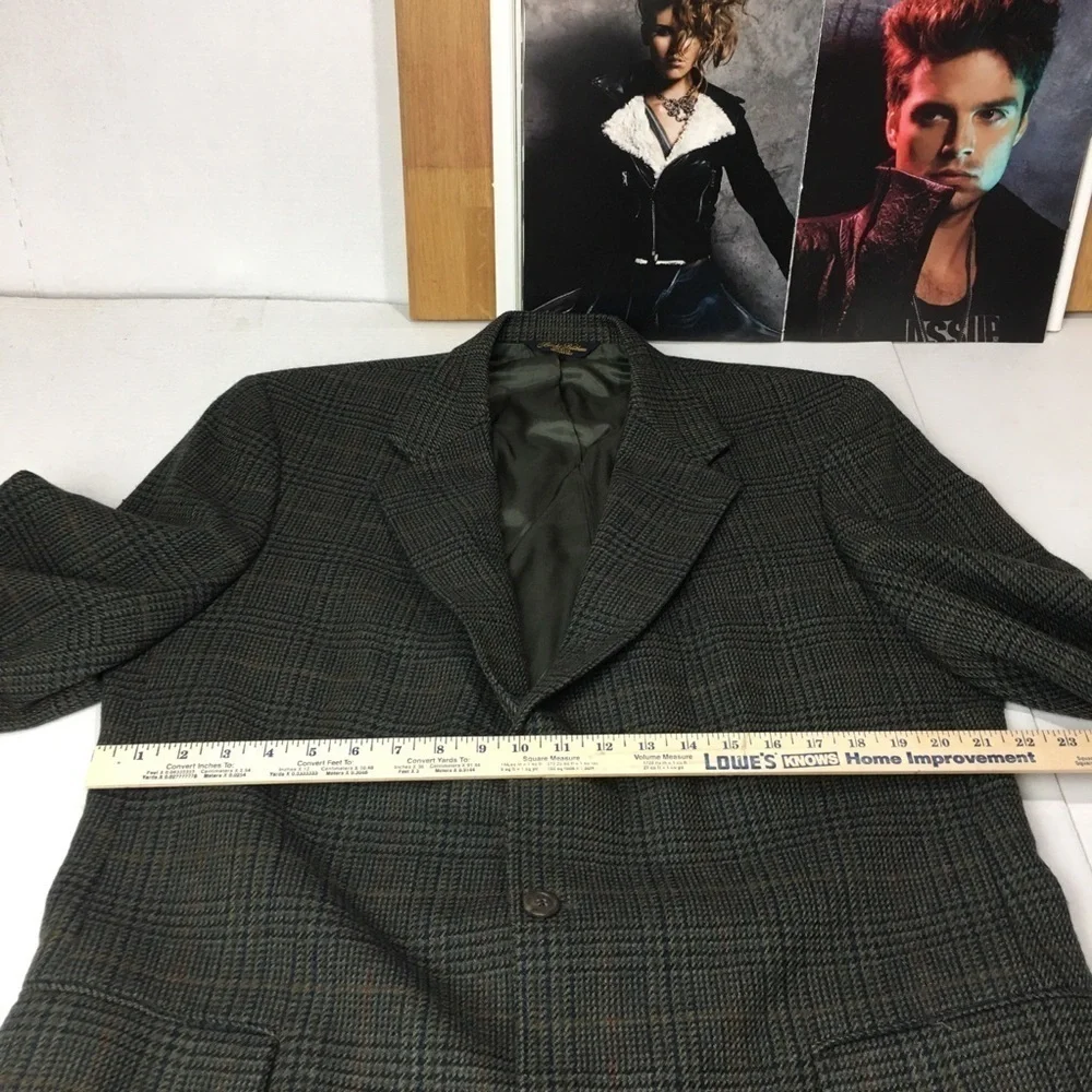 Vintage Brooks Brothers 44L Pure Wool Herringbone Tweed Sport Coat Made USA